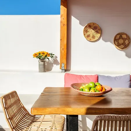 Levandamykonos * Mykonos Town